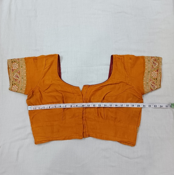 Fine embroidered saree - Picture 8 of 13